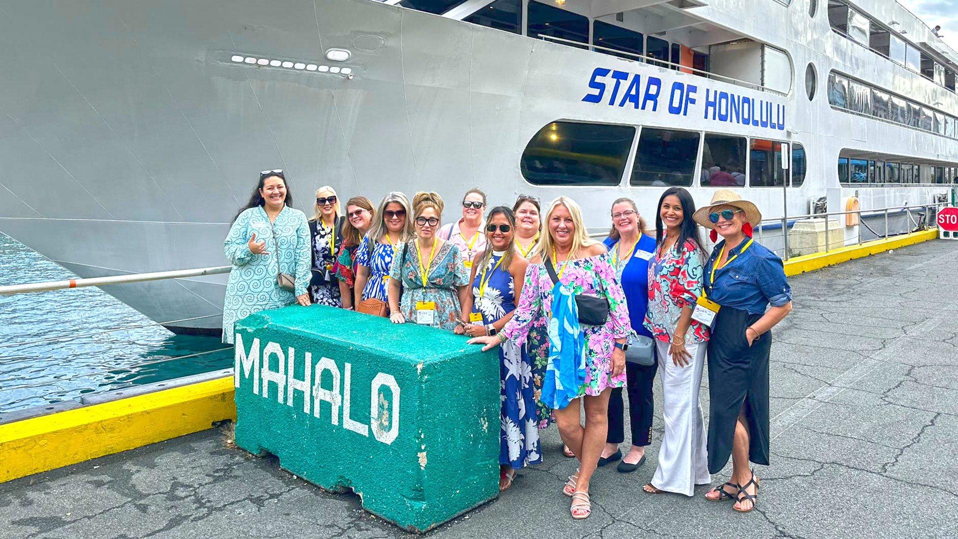 A photograph showing the Amazing Hawai'i Experience